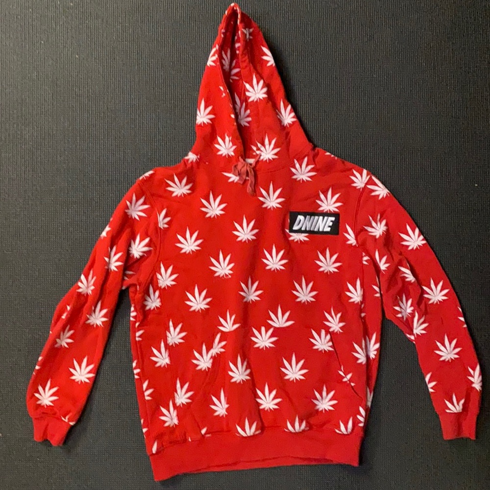DNINE all over print hoodie size xl used